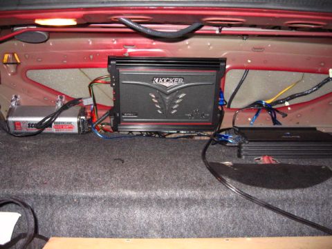 2003 Ford Crown Victoria photo