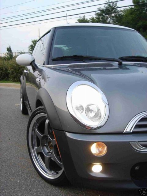 2003 MINI Cooper - Front view of a gray 2003 MINI Cooper with custom wheels parked on a street.