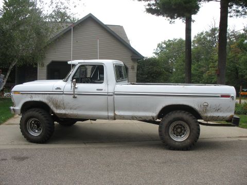 1979 Ford F-250 “White Thunder”