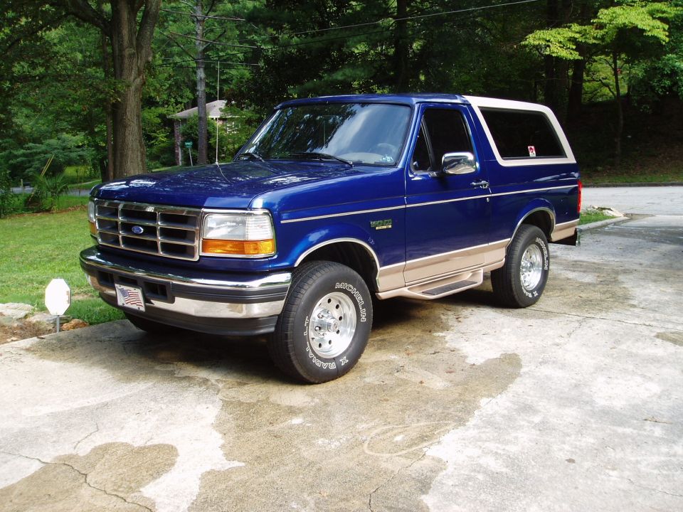 1996 Ford Bronco “zionlion”
