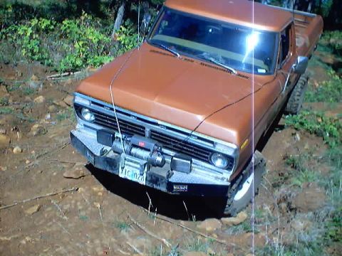 1976 Ford F-100 - 4x4 Wars October 2002