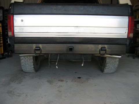1986 Ford Bronco - rear bumper i threw together for the time being