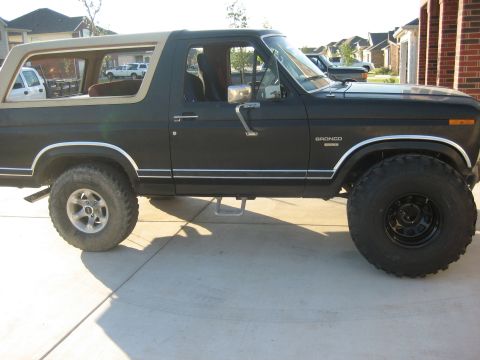1986 Ford Bronco - my new tires going on soon
