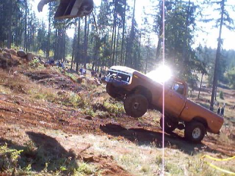 1976 Ford F-100 - 4x4 Wars October 2002