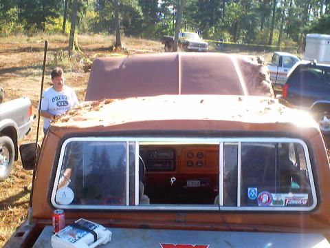 1976 Ford F-100 - 4x4 Wars October 2002