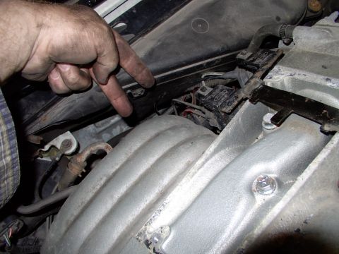 1990 Lincoln Town Car - The two rear bolts are back there, in line with the others.