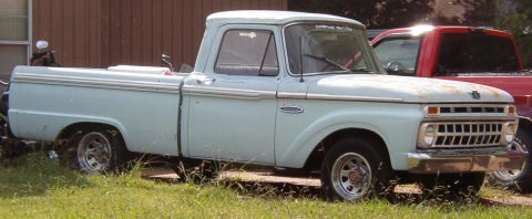 1983 Ford Bronco - F100