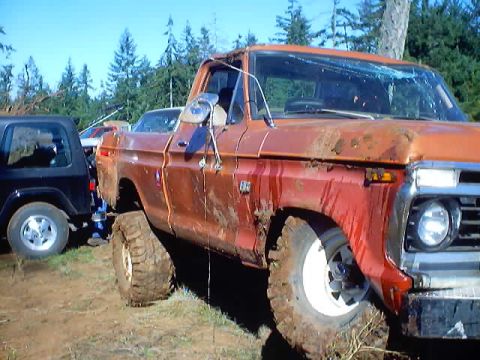 1976 Ford F-100 - The cab held up suprisingly well.