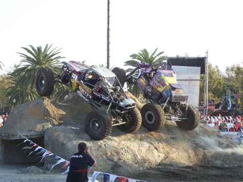 1995 Ford Bronco - Custom off-road vehicles compete on a challenging rock crawling course.