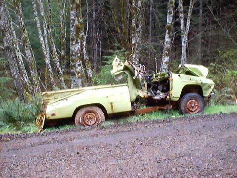 1976 Ford F-100 - Here is our first detail. Figure out how to get this onto the trailer.