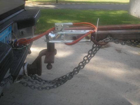 1966 Ford Bronco - standard hitch adjusted to tow flat. a swivel hitch is in the future plans. didn't have time before the move,