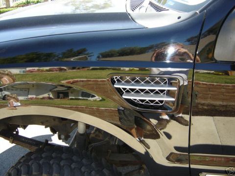 2000 Ford Excursion “Xochi”