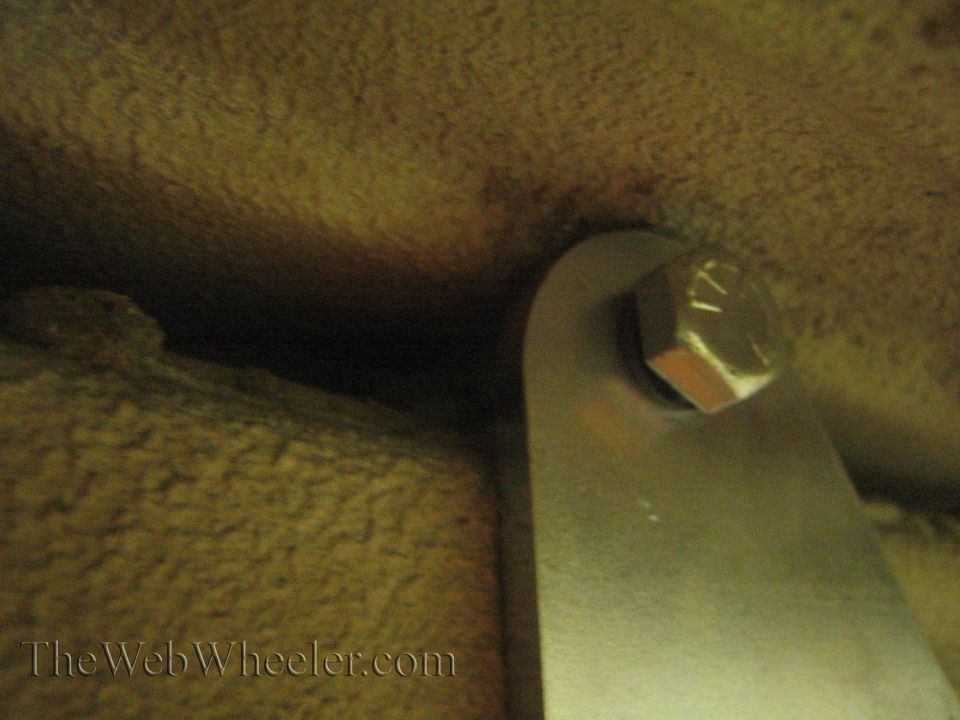 Underbody part with bolt