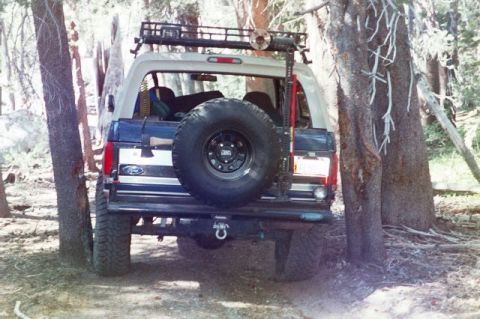 1994 Ford Bronco - many tight spots throughout the trail. Makes full size rigs more challenging, and more fun