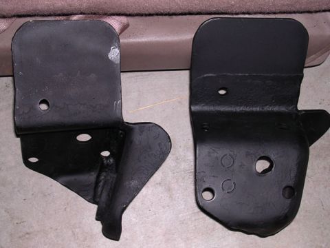 1994 Ford Bronco - I also added some more metal on the side of the frame rail to help spread the load since the newer fords have can't use a x-member with the…
