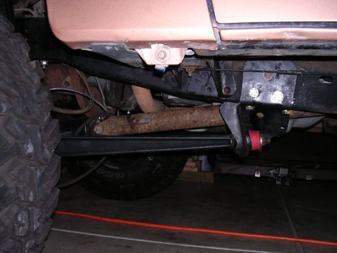 1994 Ford Bronco - radius arm angle at ride height with the laid back bracket. It is pretty a good angle