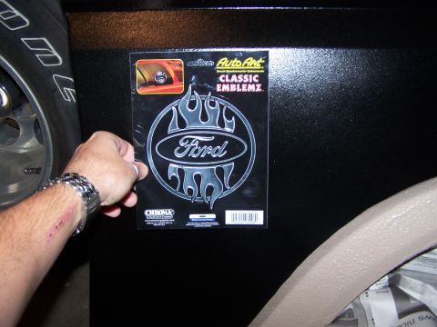 1986 Ford Bronco - New Ford emblems