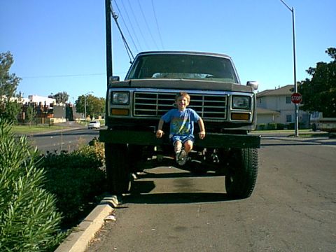 1983 Ford Bronco - this bumper is kid tested tuff said my son Christian