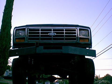 1983 Ford Bronco - Here is a shot i like ground up. this bumper really works for this front end.