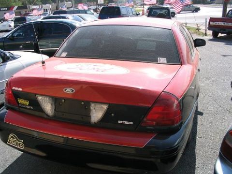 1999 Ford Crown Victoria - not mine