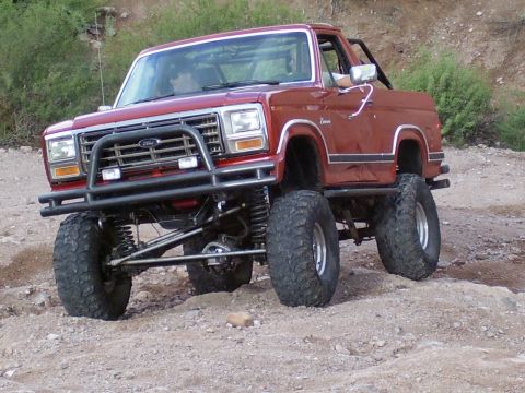 1991 Ford Bronco - This lifted Ford Bronco is equipped for off-road adventures.