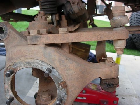 1987 Ford Bronco - good shot of my hi-steer drag link