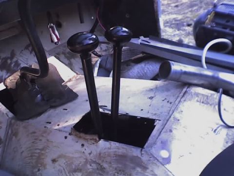 1971 Ford Bronco - Twin stick for the 205