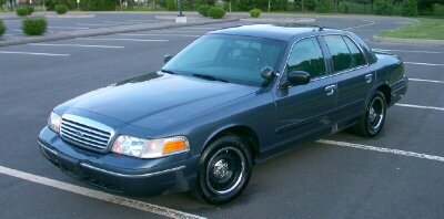 1998 Ford Crown Victoria photo