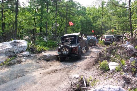 2001 Ford Escape - I guess you can't go anywhere without seeing a Heep.
