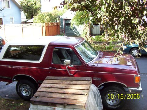 1991 Ford Bronco photo