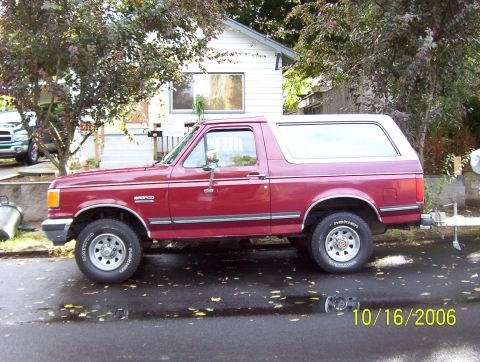 1991 Ford Bronco photo
