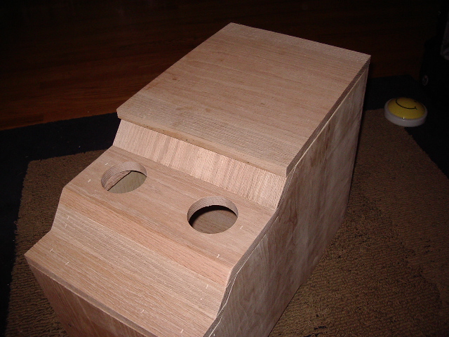 Another shot of the lid resting on top.