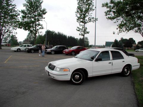 1998 Ford Crown Victoria photo