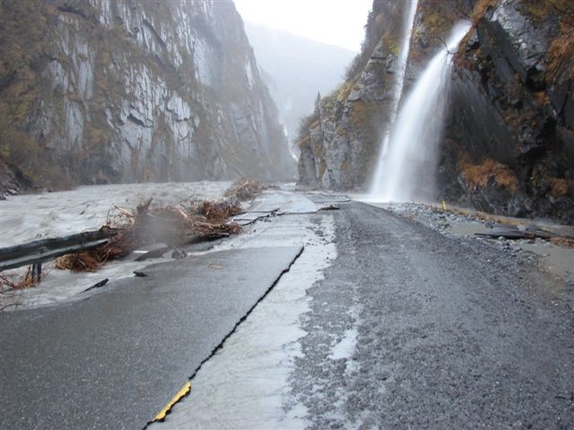 Flooding on the road to Valdez