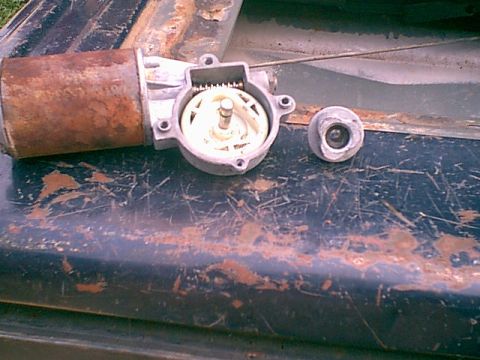 1983 Ford Bronco - here is how it goes together.