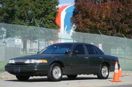 1997 Ford Crown Victoria in 2006