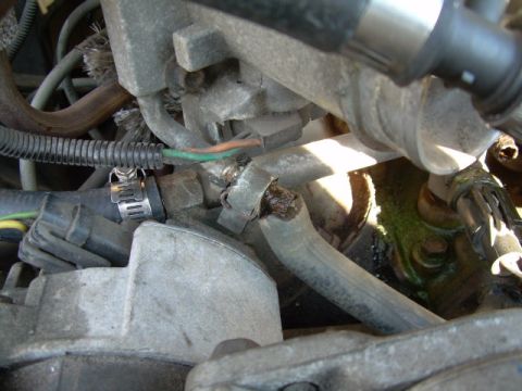 1988 Ford Bronco - Had to hack this one as the goofy clamp screw sheared clean off