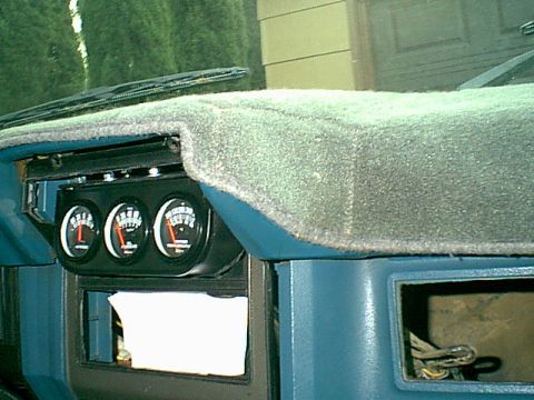 1983 Ford Bronco - I had to trim the radio bezle (i going to get a new one and redo i think still not sure. this works.
