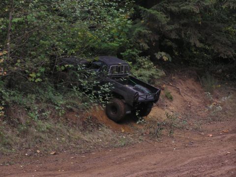 1995 Ford Bronco - This guy shortened the back of his Yota. Did a good job too.