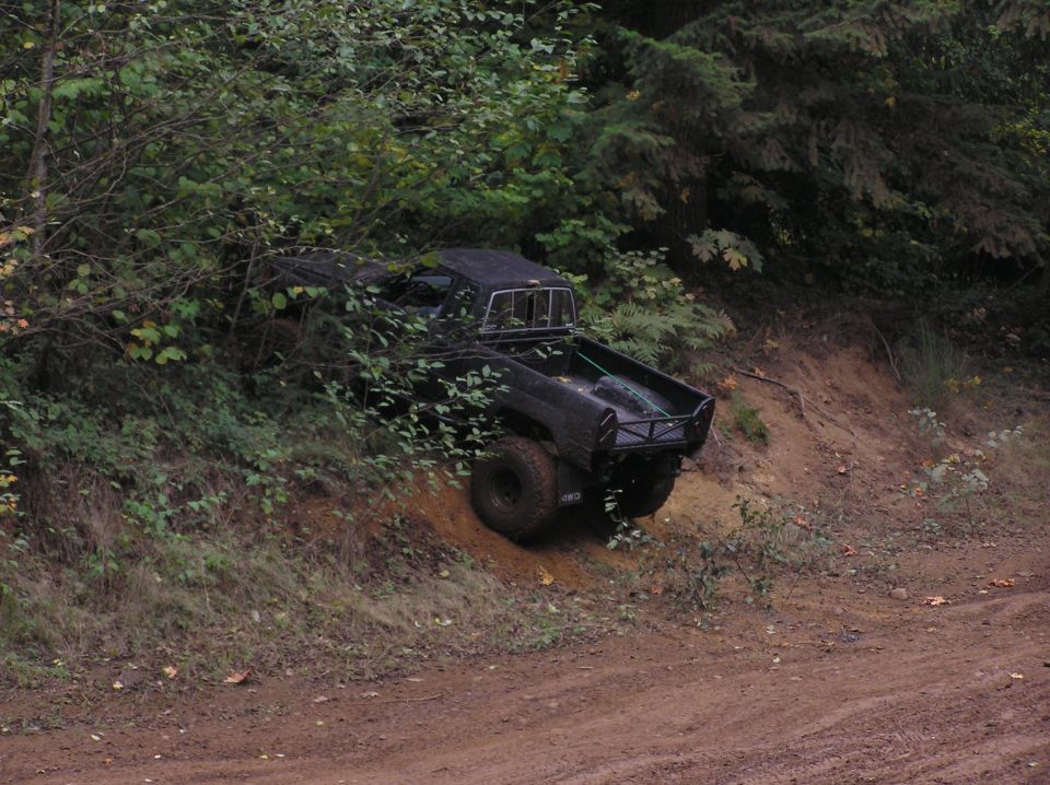 This guy shortened the back of his Yota.  Did a good job too.