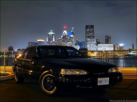 1997 Ford Thunderbird photo