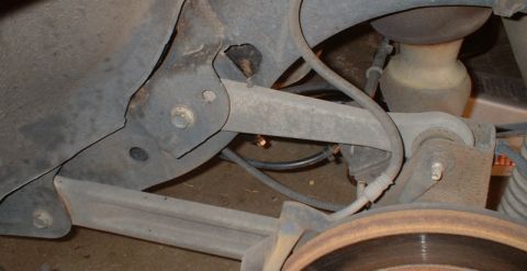 2003 Ford Crown Victoria - Stock Control Arms in Situ