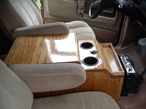 1985 Ford Bronco - Shot of the Passenger side