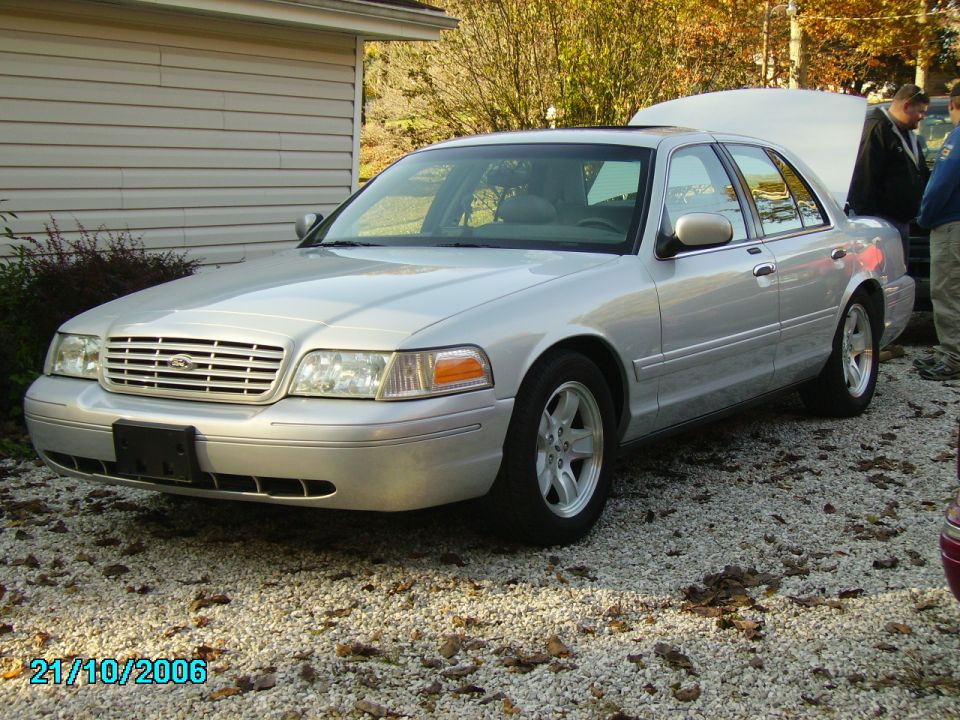2002 Ford Crown Victoria “da beast”
