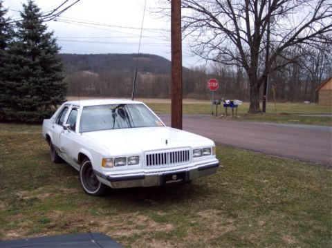 1988 Mercury Grand Marquis photo