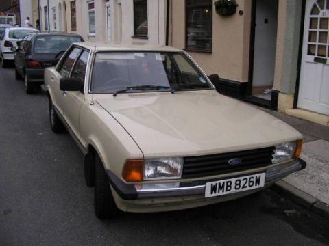 1980 Ford Deluxe photo