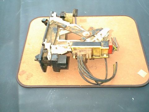 1983 Ford Bronco - I got the duct work and a climate control switch from a fellow club member the 1989 was a step up but had a ton of vaccum control valves.