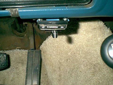 1983 Ford Bronco - Here is is from the drivers seat.. almost looks like it came this way.