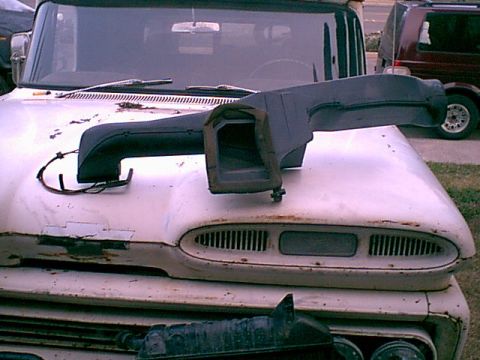 1983 Ford Bronco - Here is the heater box side and connection seal. I washed out the ducts real good and then installed them.