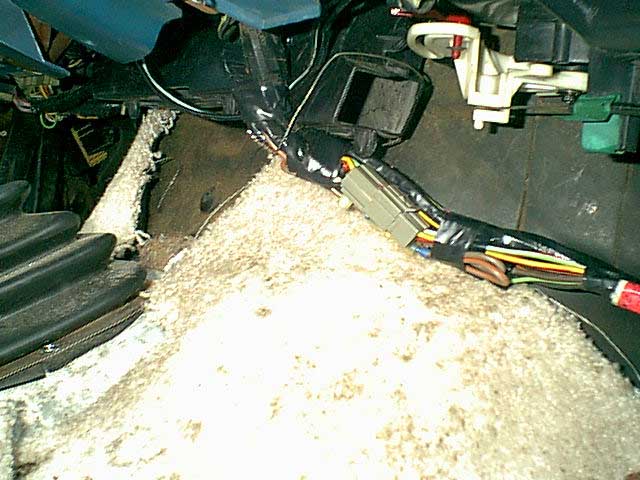Here is the footwell or floor air port.